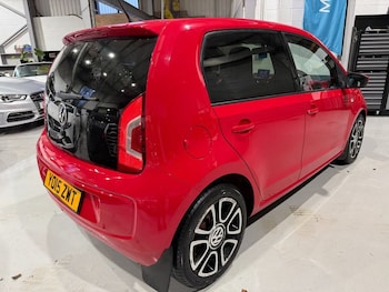 Used Volkswagen up! 2015 for sale - 77276555: Photo