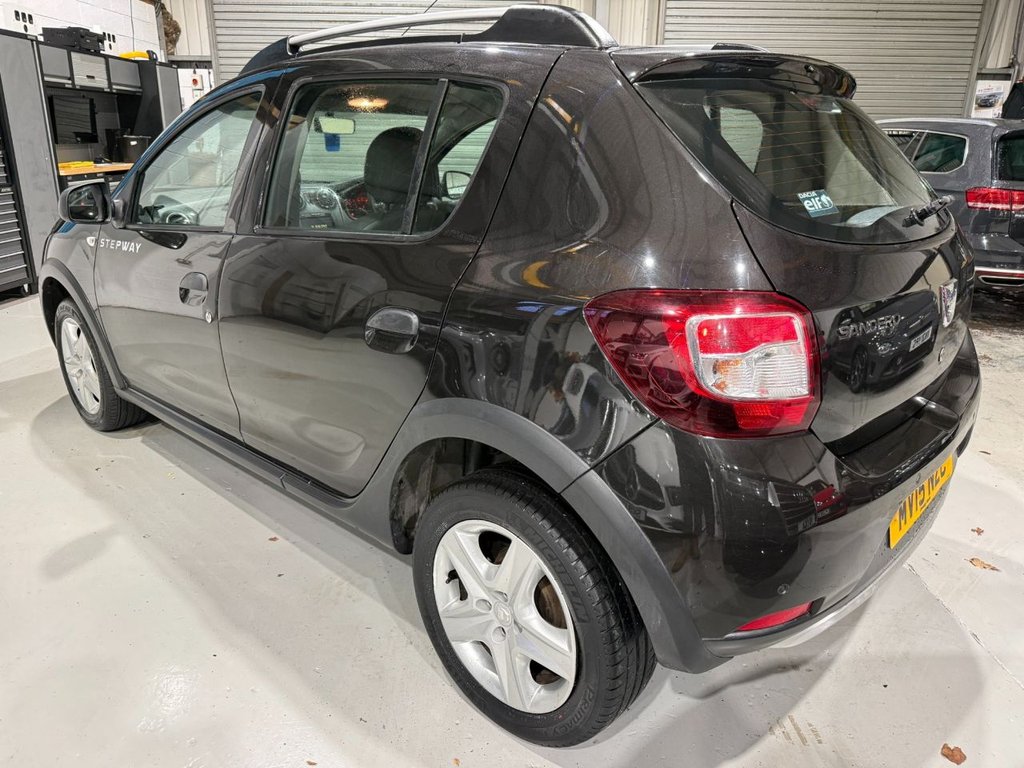 Used Dacia Sandero Stepway 2015 for sale - 77551872: Photo 5