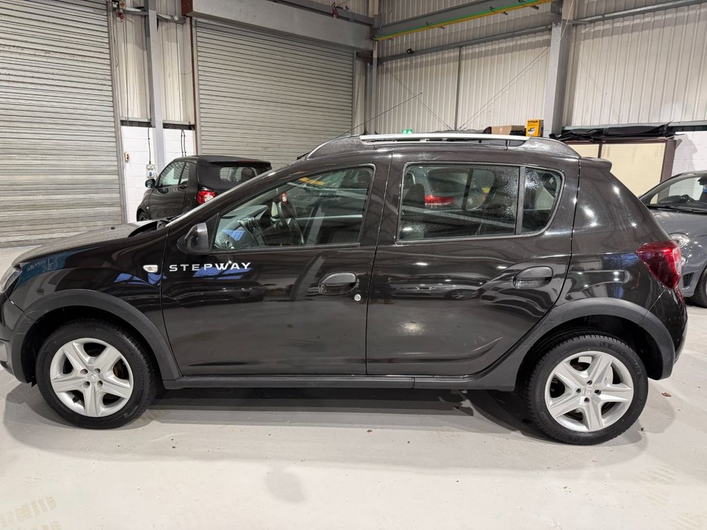 Used Dacia Sandero Stepway 2015 for sale - 77551872: Photo 6