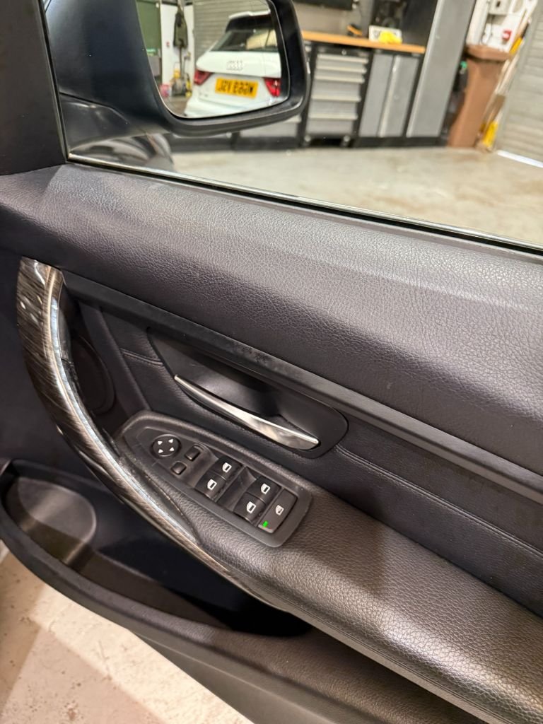 Used BMW 3 Series 2014 for sale - 76665705: Photo 31