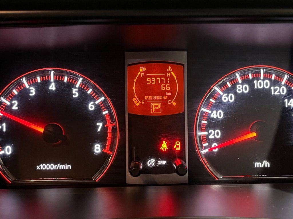 Used Nissan Serena 2023 for sale - 76454320: Photo 23