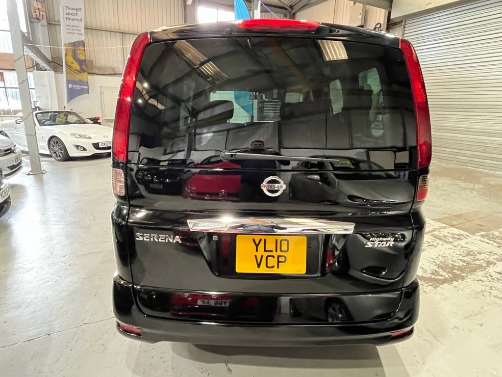 Used Nissan Serena 2023 for sale - 76454320: Photo 4