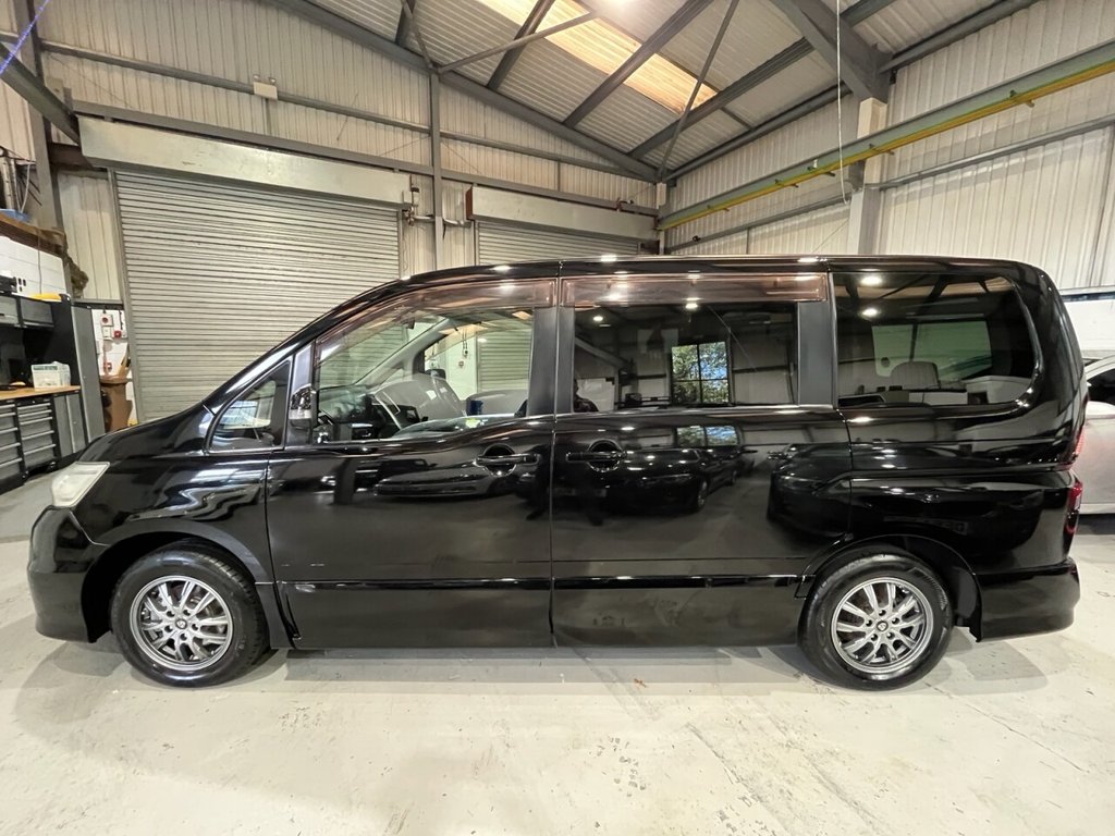 Used Nissan Serena 2023 for sale - 76454320: Photo 6