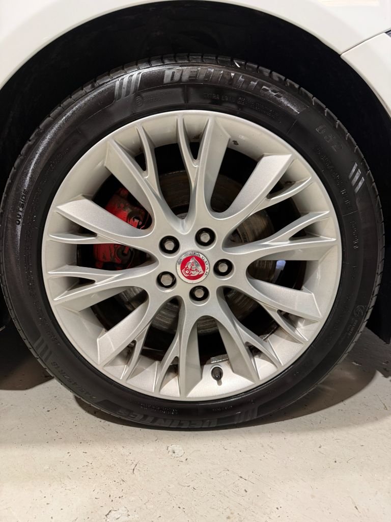 Used Jaguar XF 2013 for sale - 77835190: Photo 10