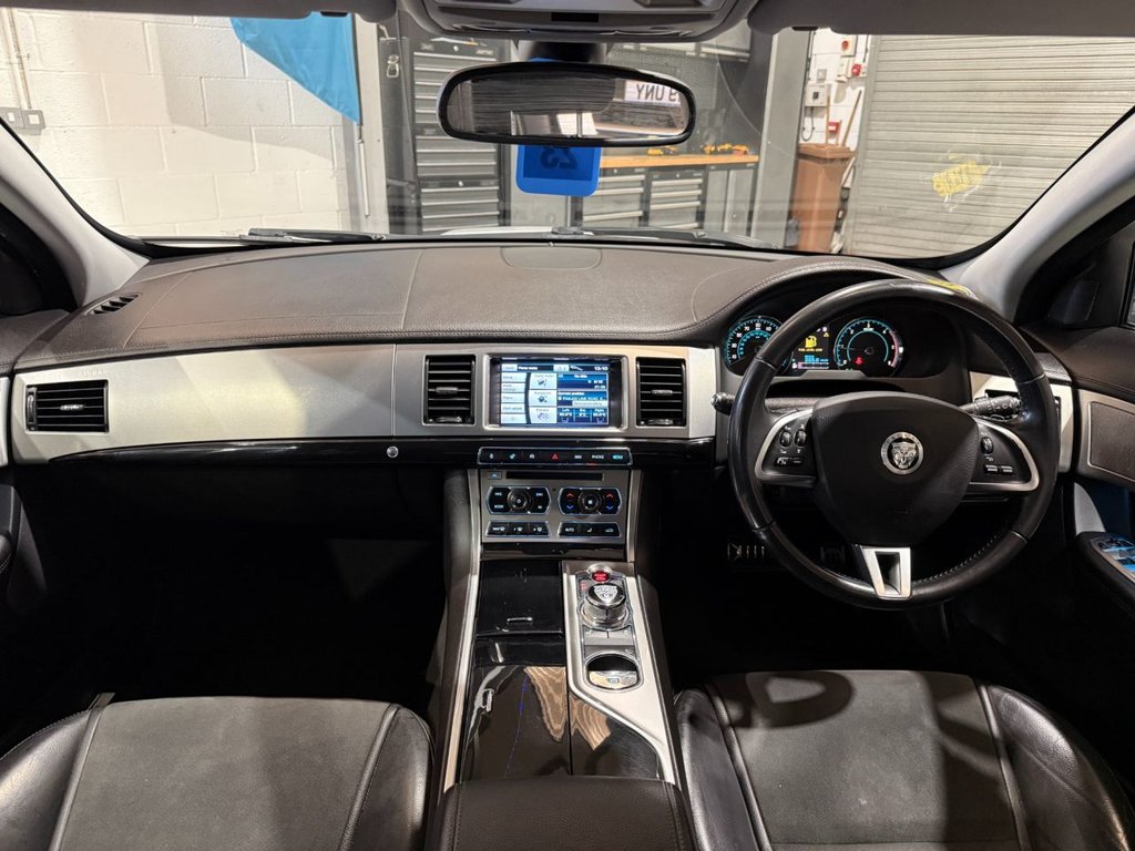 Used Jaguar XF 2013 for sale - 77835190: Photo 11