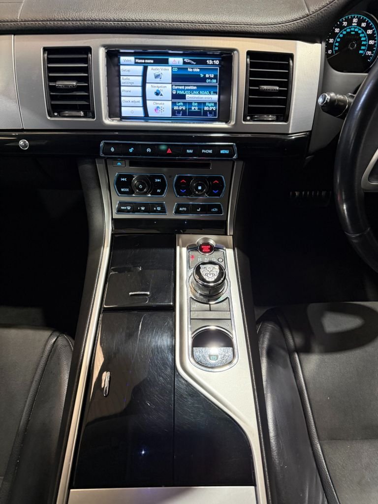 Used Jaguar XF 2013 for sale - 77835190: Photo 21