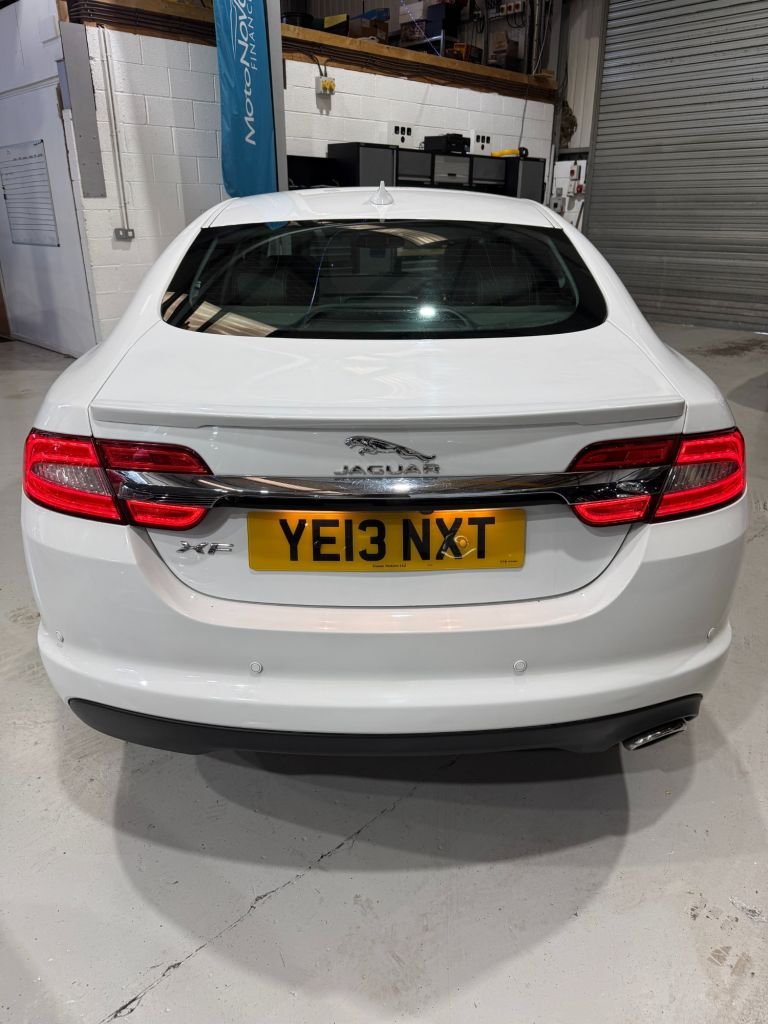 Used Jaguar XF 2013 for sale - 77835190: Photo 4