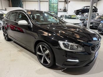 Used Volvo V60 2017 for sale - 79871344: Photo