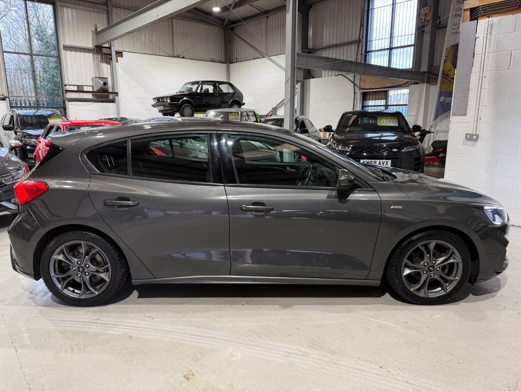 Used Ford Focus 2019 for sale - 77835276: Photo 2