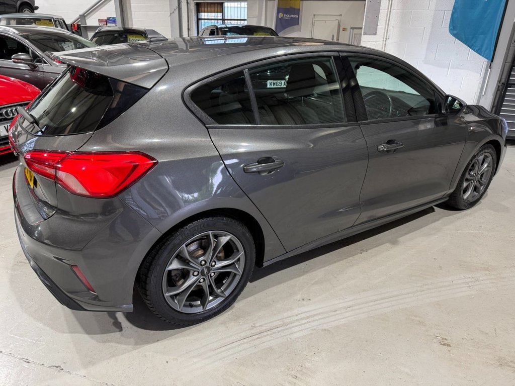 Used Ford Focus 2019 for sale - 77835276: Photo 3
