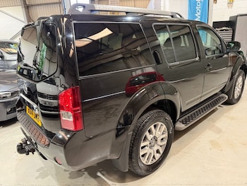 Used Nissan Pathfinder 2014 for sale - 78974624: Photo