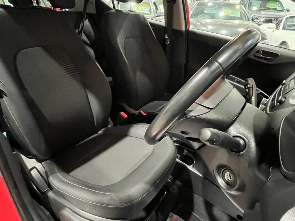 Used Hyundai i10 2018 for sale - 76304363: Photo 11