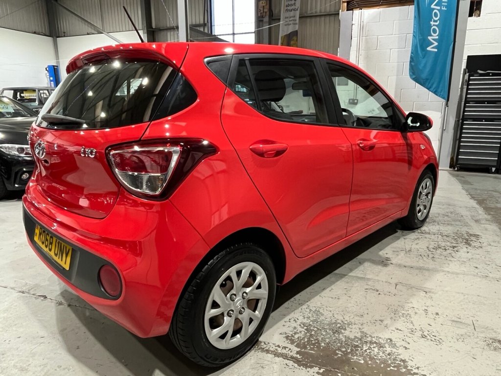 Used Hyundai i10 2018 for sale - 76304363: Photo 3