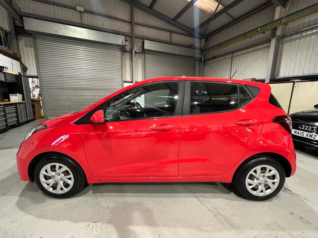 Used Hyundai i10 2018 for sale - 76304363: Photo 6