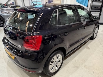 Used Volkswagen Polo 2014 for sale - 78401024: Photo