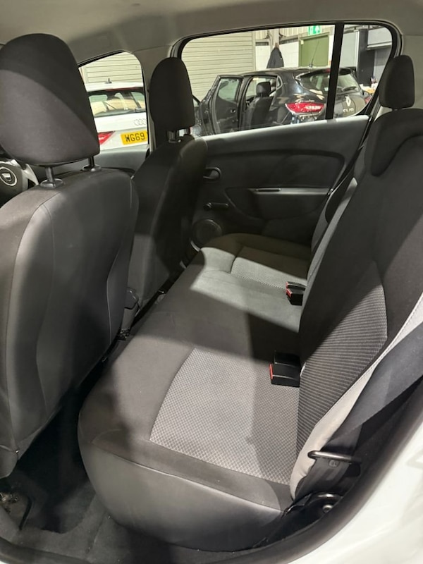 Used Dacia Sandero 2014 for sale - 75985843: Photo 13