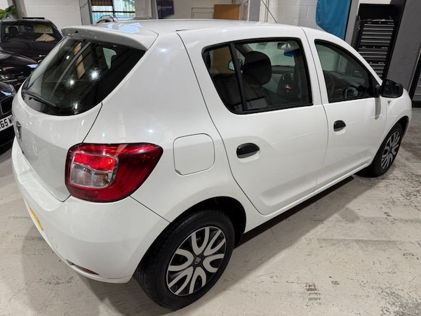 Used Dacia Sandero 2014 for sale - 75985843: Photo 3