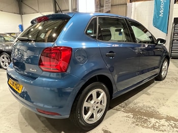 Used Volkswagen Polo 2016 for sale - 76267225: Photo 3