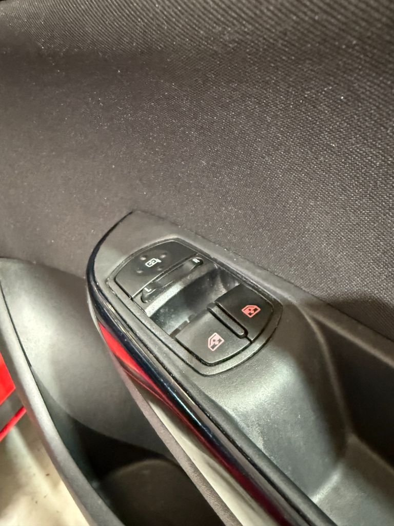 Used Vauxhall Corsa 2016 for sale - 78167256: Photo 30