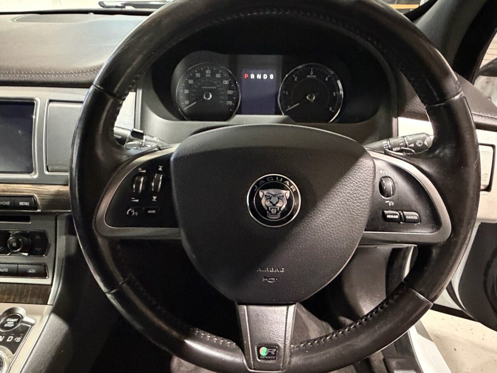 Used Jaguar XF 2014 for sale - 77463602: Photo 17