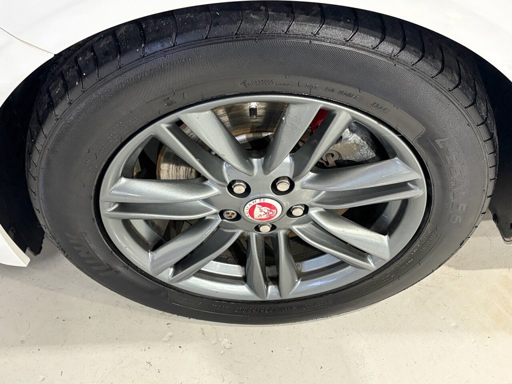 Used Jaguar XF 2014 for sale - 77463602: Photo 9