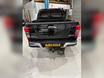 Used Isuzu D-Max 2015 for sale - 74954677: Photo