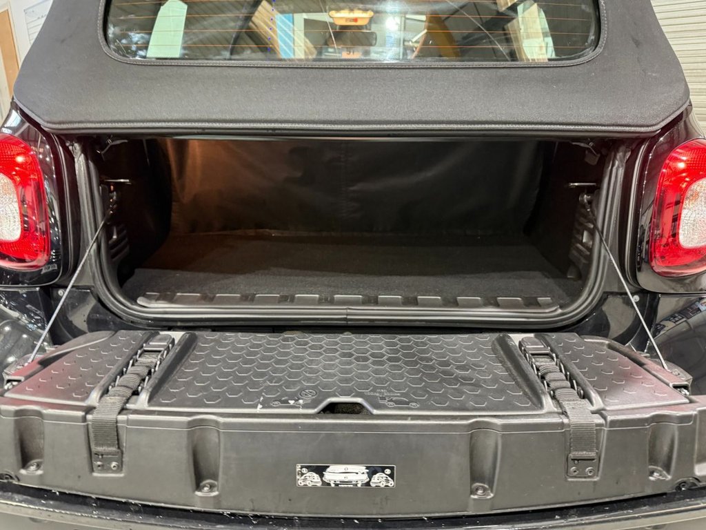 Used smart fortwo 2016 for sale - 76356779: Photo 27