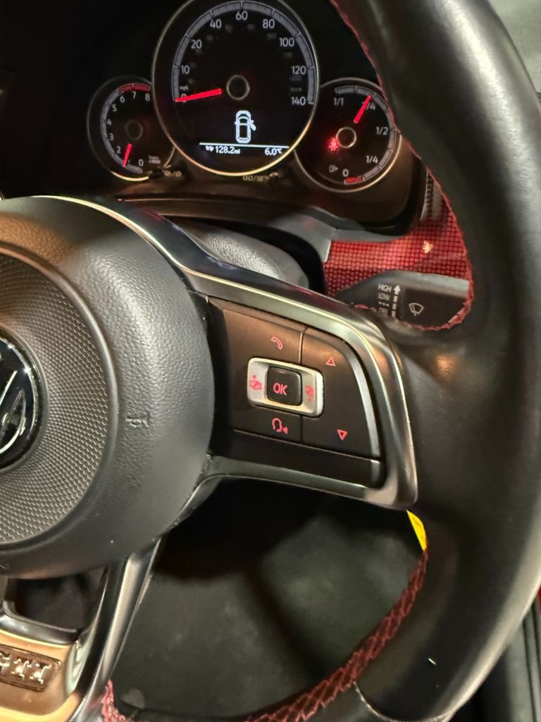 Used Volkswagen up! 2019 for sale - 76582573: Photo 19