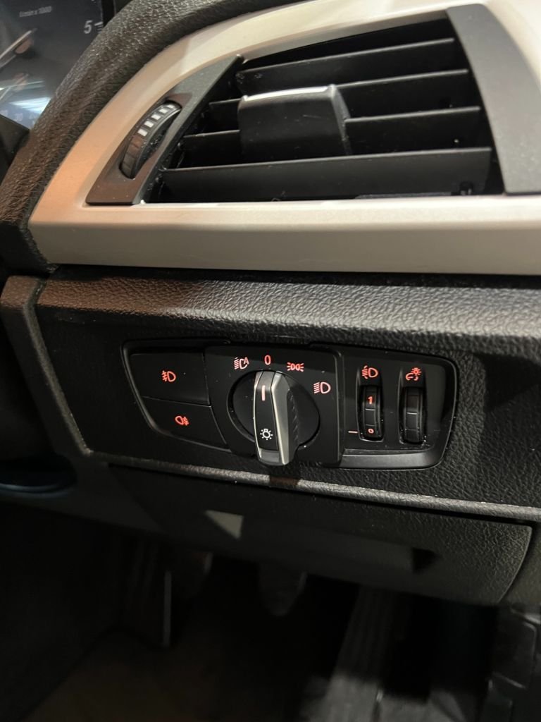 Used BMW 1 Series 2015 for sale - 76417875: Photo 22