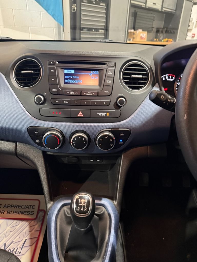 Used Hyundai i10 2016 for sale - 77952963: Photo 16