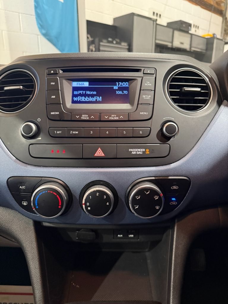 Used Hyundai i10 2016 for sale - 77952963: Photo 17