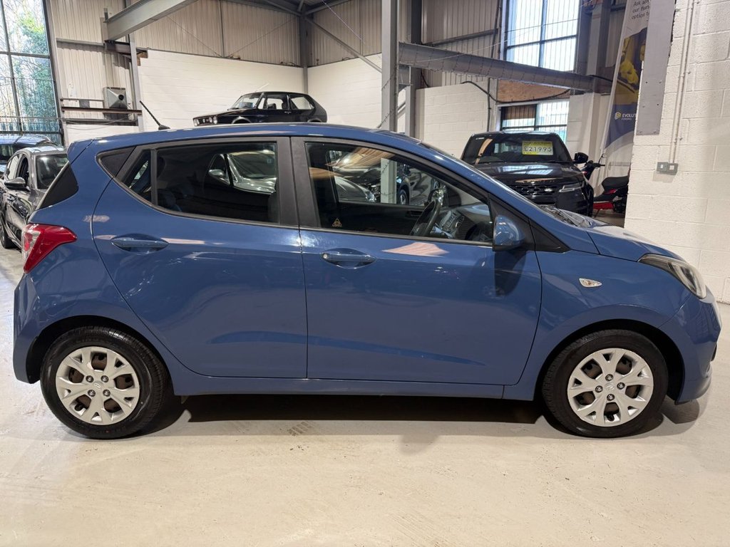 Used Hyundai i10 2016 for sale - 77952963: Photo 2