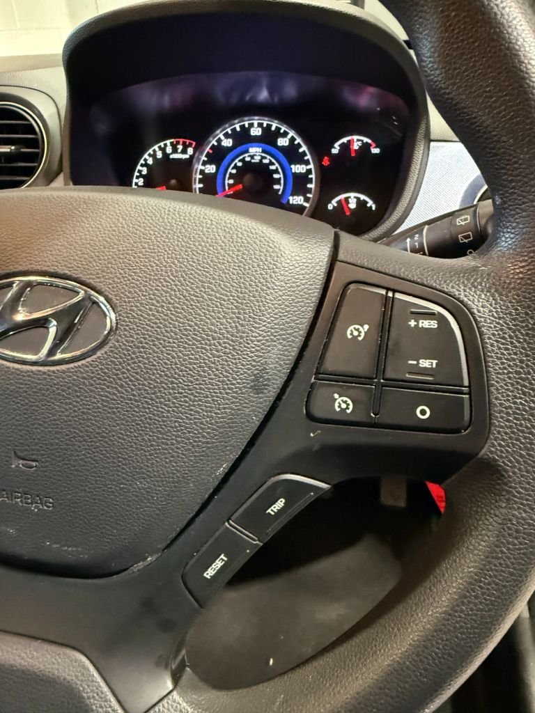 Used Hyundai i10 2016 for sale - 77952963: Photo 21