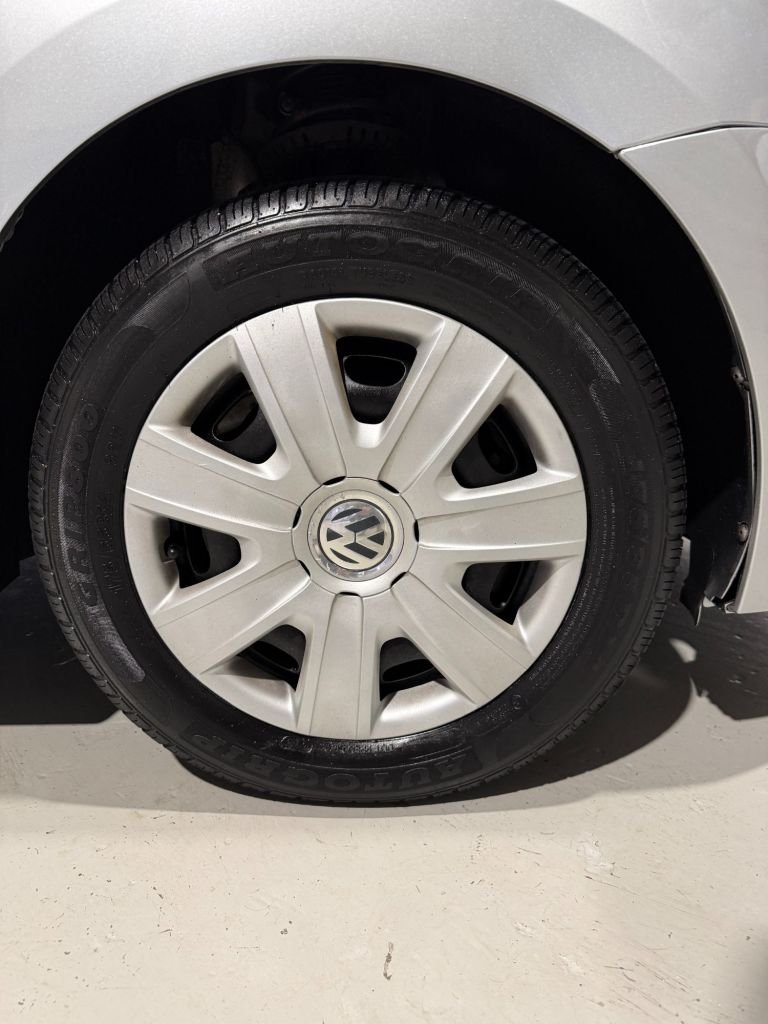 Used Volkswagen Polo 2010 for sale - 77369844: Photo 10