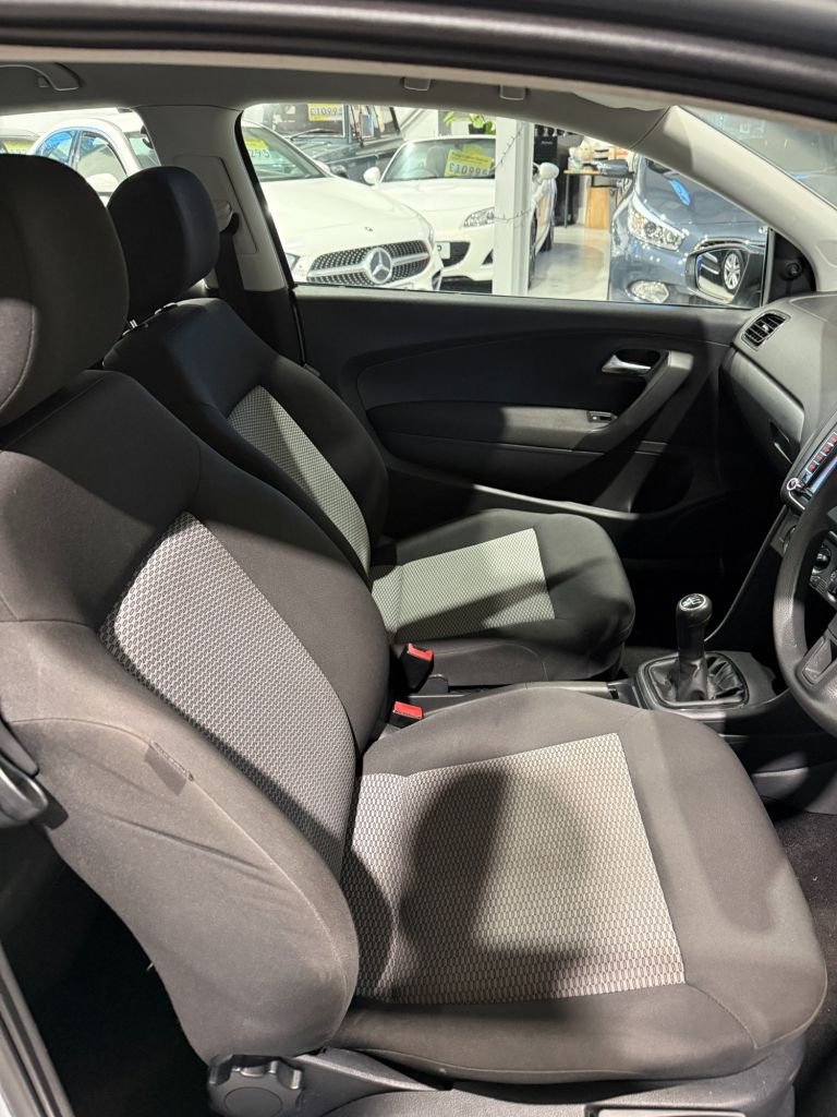 Used Volkswagen Polo 2010 for sale - 77369844: Photo 12