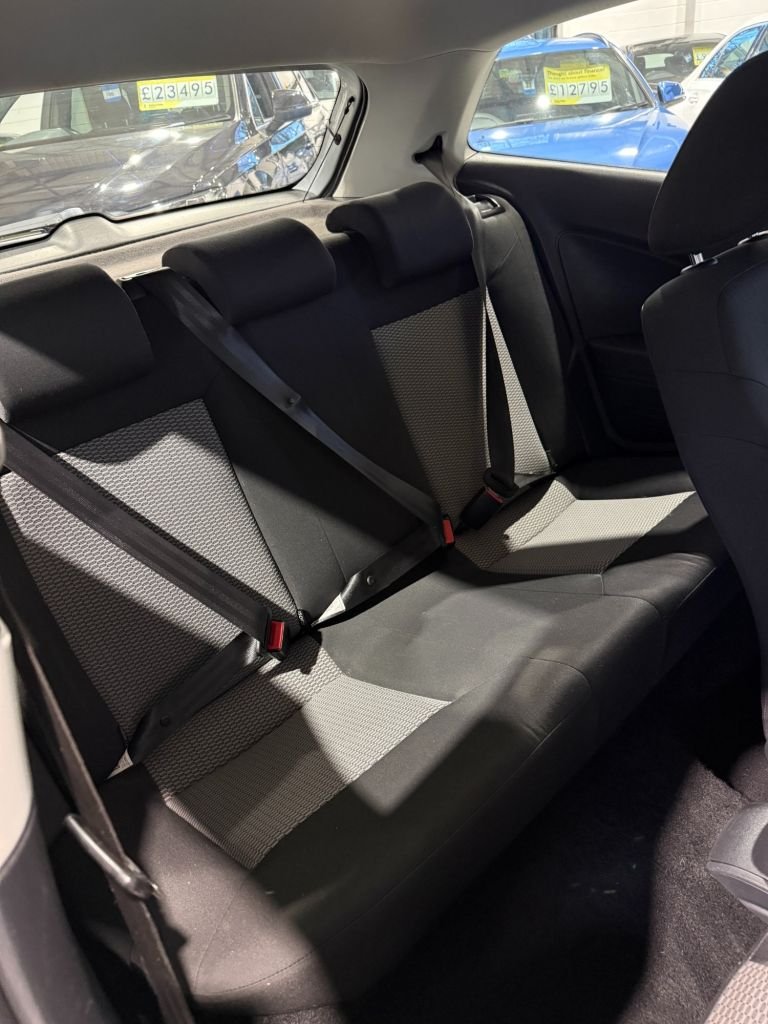 Used Volkswagen Polo 2010 for sale - 77369844: Photo 13