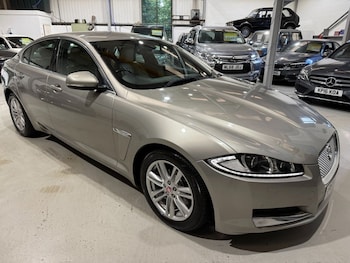 Used Jaguar XF 2014 for sale - 79334221: Photo