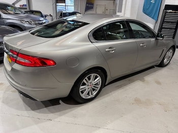 Used Jaguar XF 2014 for sale - 79334221: Photo