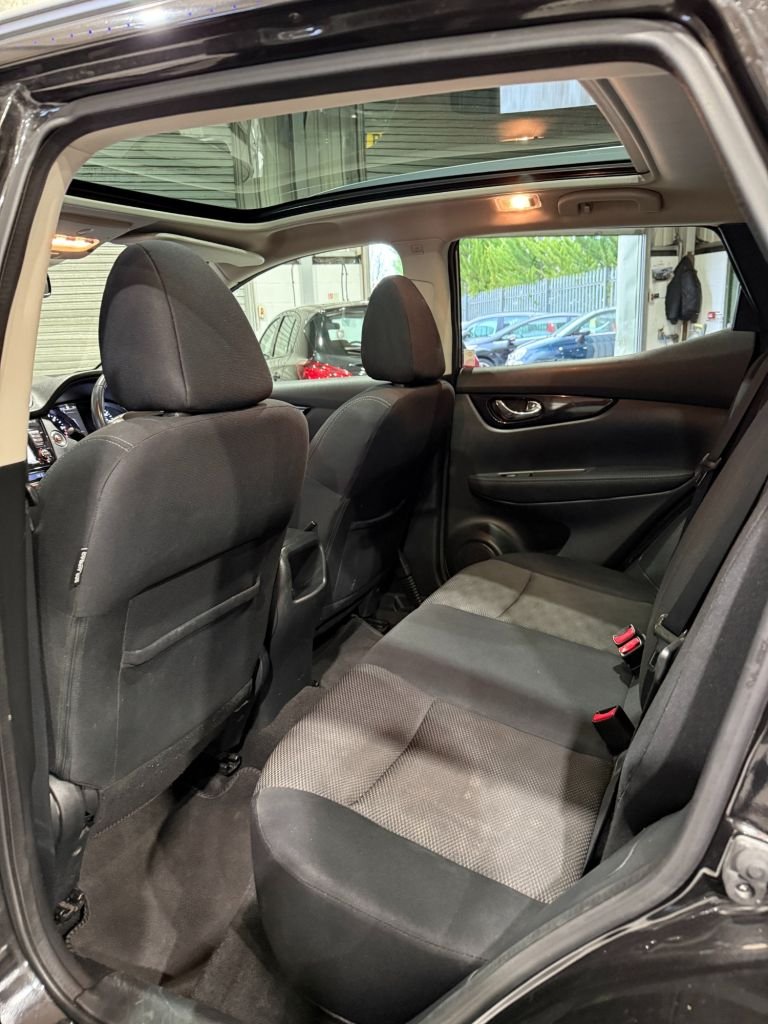 Used Nissan Qashqai 2015 for sale - 77835870: Photo 14