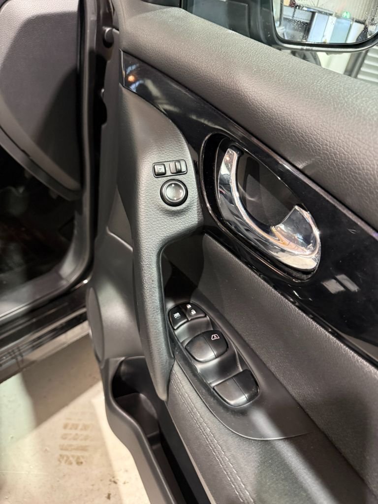 Used Nissan Qashqai 2015 for sale - 77835870: Photo 20