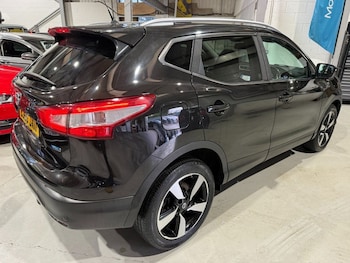 Used Nissan Qashqai 2015 for sale - 77835870: Photo