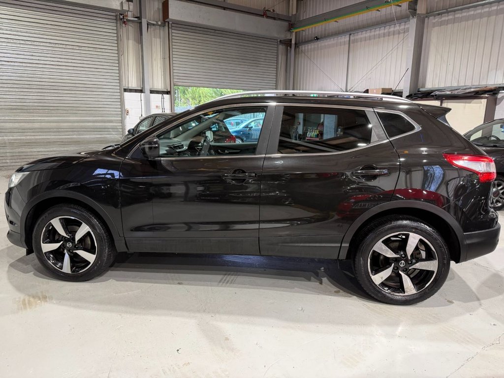 Used Nissan Qashqai 2015 for sale - 77835870: Photo 6