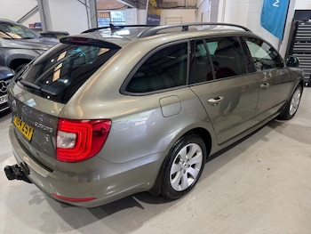 Used Skoda Superb 2014 for sale - 78413953: Photo