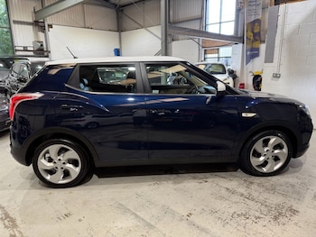 Used Ssangyong Tivoli 2015 for sale - 75548602: Photo