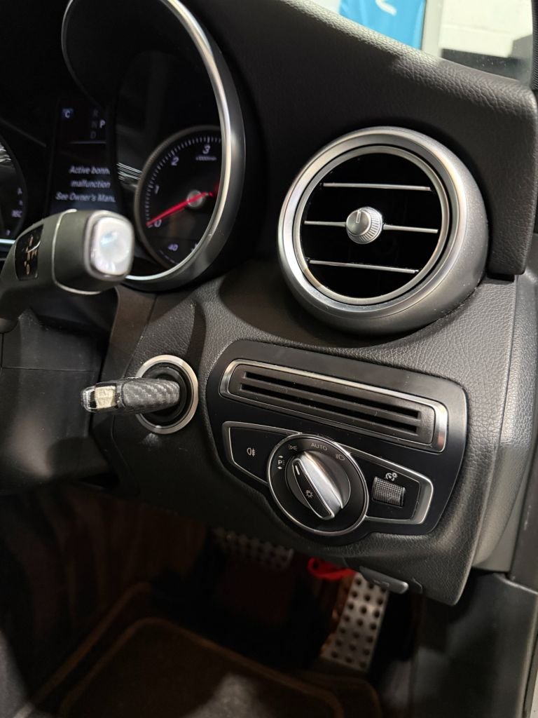 Used Mercedes-Benz C Class 2018 for sale - 78044597: Photo 32