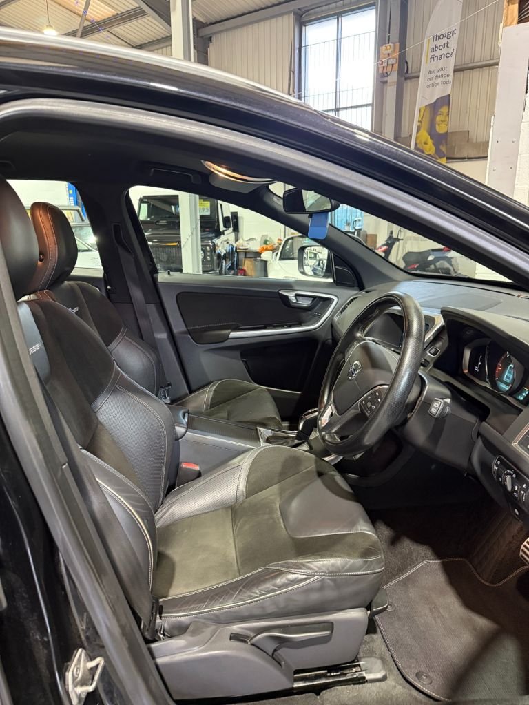 Used Volvo XC60 2014 for sale - 76570490: Photo 11