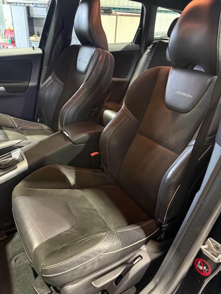 Used Volvo XC60 2014 for sale - 76570490: Photo 14