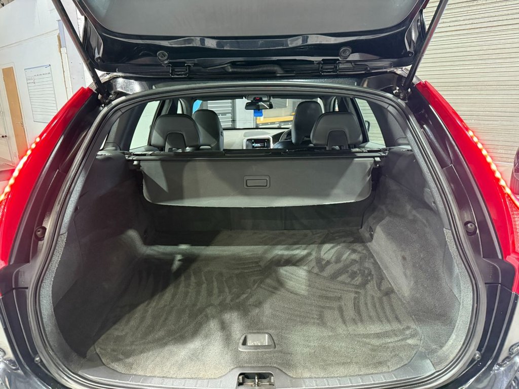 Used Volvo XC60 2014 for sale - 76570490: Photo 17