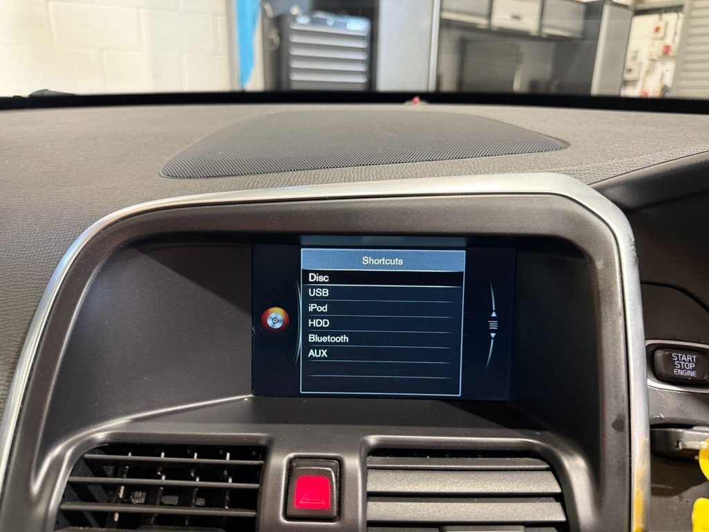 Used Volvo XC60 2014 for sale - 76570490: Photo 26