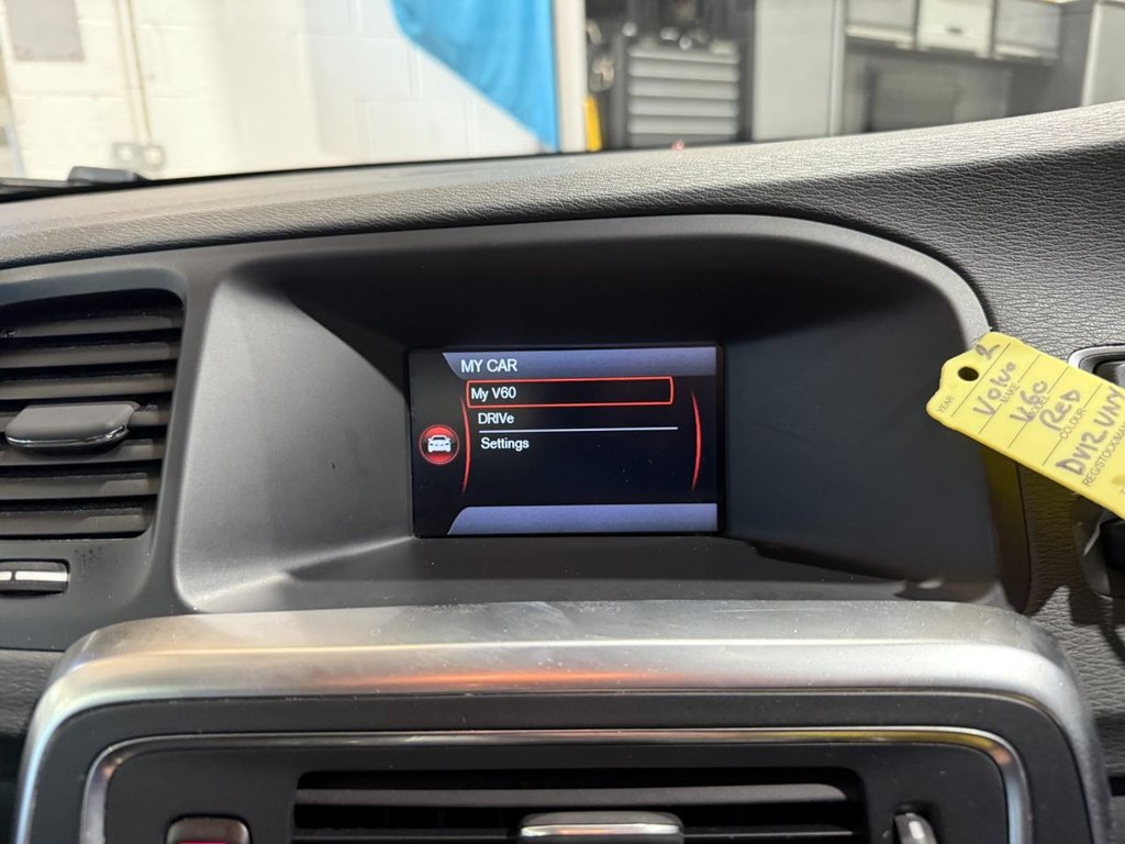 Used Volvo V60 2012 for sale - 76642189: Photo 22